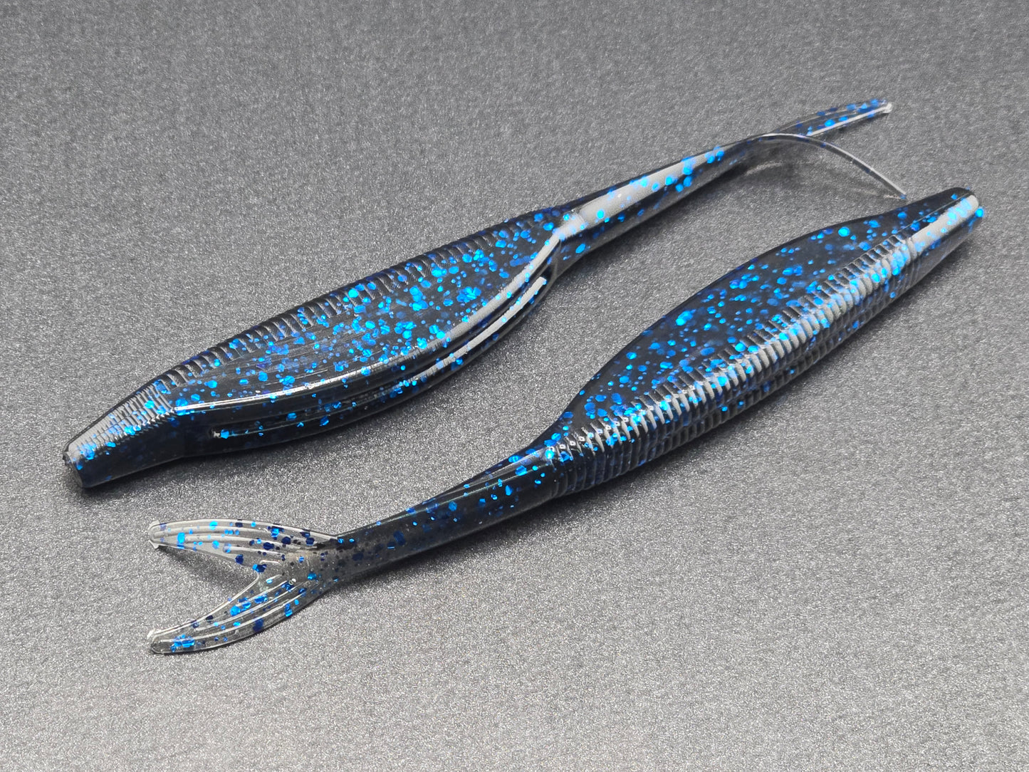 (6 ct.) 5" Hooked Shad