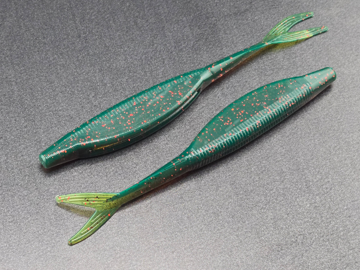(6 ct.) 5" Hooked Shad